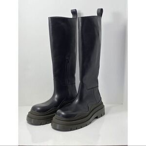 Bottega Veneta Tire rubber-trimmed leather zip knee boots size 40